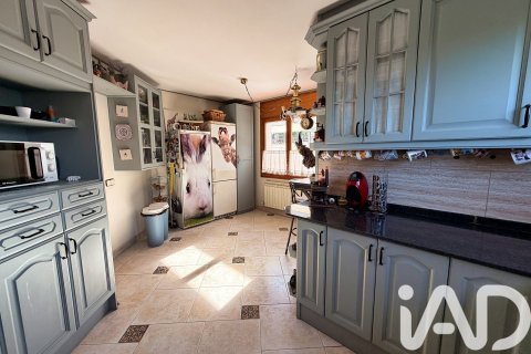 Сasa de 5 dormitorios en venta en Vallirana, Barcelona, Cataluña, Spain № 7415 - foto 23