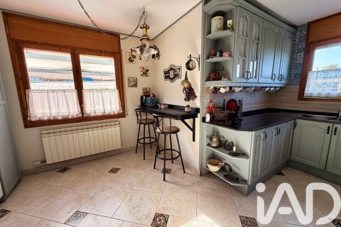 Сasa de 5 dormitorios en venta en Vallirana, Barcelona, Cataluña, Spain № 7415 - foto 22