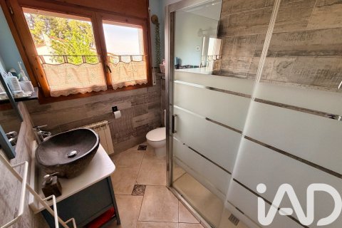 Сasa de 5 dormitorios en venta en Vallirana, Barcelona, Cataluña, Spain № 7415 - foto 20