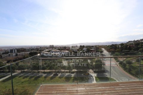 Ático de 4 dormitorios en venta en Esplugues de Llobregat, Barcelona, Cataluña, Spain № 5407 - foto 14