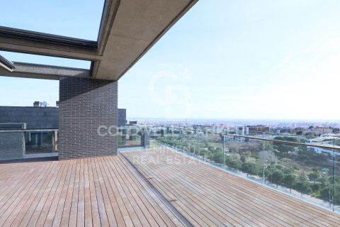 Ático de 4 dormitorios en venta en Esplugues de Llobregat, Barcelona, Cataluña, Spain № 5407 - foto 12