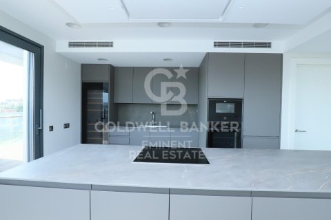 Ático de 4 dormitorios en venta en Esplugues de Llobregat, Barcelona, Cataluña, Spain № 5407 - foto 10