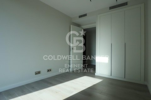 Ático de 4 dormitorios en venta en Esplugues de Llobregat, Barcelona, Cataluña, Spain № 5407 - foto 25