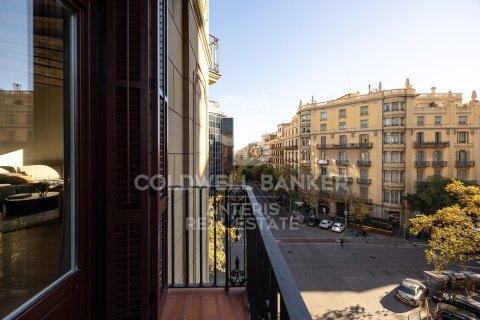 Купить квартиру в Барселона, Испания с 4 спальни, 231м², № 5411 - фото 7