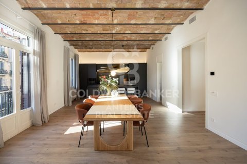 Купить квартиру в Барселона, Испания с 4 спальни, 231м², № 5411 - фото 4
