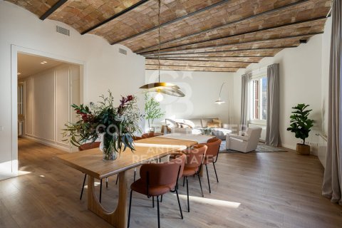 Купить квартиру в Барселона, Испания с 4 спальни, 231м², № 5411 - фото 2
