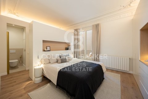 Купить квартиру в Барселона, Испания с 4 спальни, 231м², № 5411 - фото 16