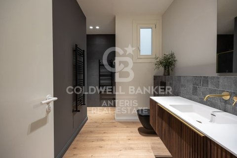 Купить квартиру в Барселона, Испания с 4 спальни, 231м², № 5411 - фото 9
