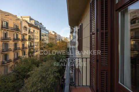 Купить квартиру в Барселона, Испания с 4 спальни, 231м², № 5411 - фото 8