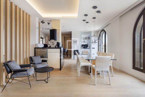 4 bedrooms penthouse for rent in Barcelona, Catalonia, Spain № 3758 - photo 2