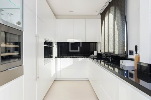 4 bedrooms penthouse for rent in Barcelona, Catalonia, Spain № 3758 - photo 16