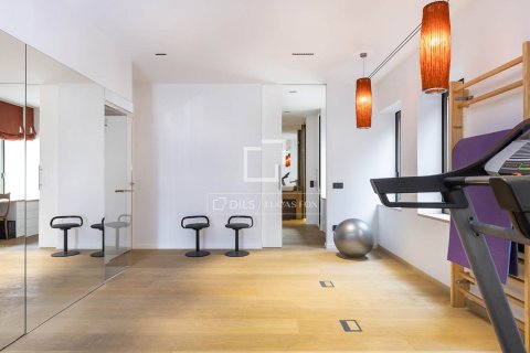 4 bedrooms penthouse for rent in Barcelona, Catalonia, Spain № 3758 - photo 26