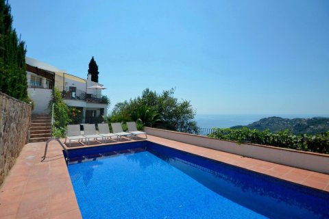 Сasa de 5 dormitorios en venta en Begur, Gerona, Cataluña, Spain № 1315