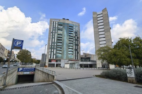 Propiedad comercial de 2340 m² en venta en Barcelona, Cataluña, Spain № 1317 - foto 9