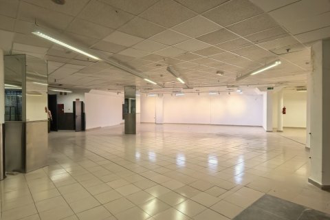 Propiedad comercial de 2340 m² en venta en Barcelona, Cataluña, Spain № 1317 - foto 5