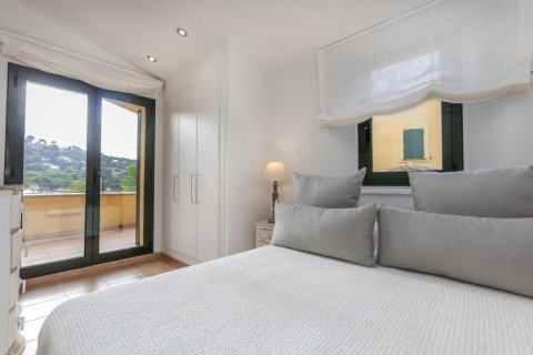 Сasa de 4 dormitorios en venta en Llafranc, Gerona, Cataluña, Spain № 1314 - foto 20