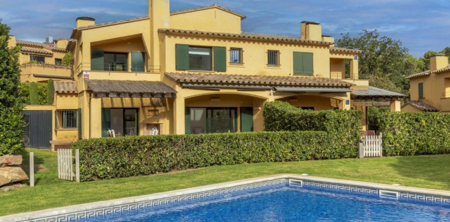 Сasa de 4 dormitorios en venta en Llafranc, Gerona, Cataluña, Spain № 1314