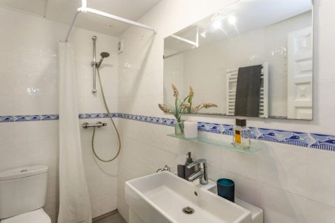 Apartamento de 4 dormitorios en venta en Llafranc, Gerona, Cataluña, Spain № 1316 - foto 15