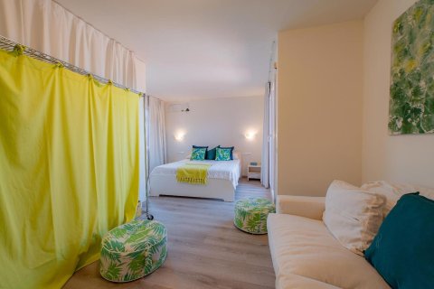 Сasa de 10 dormitorios en venta en Begur, Gerona, Cataluña, Spain № 1758 - foto 22