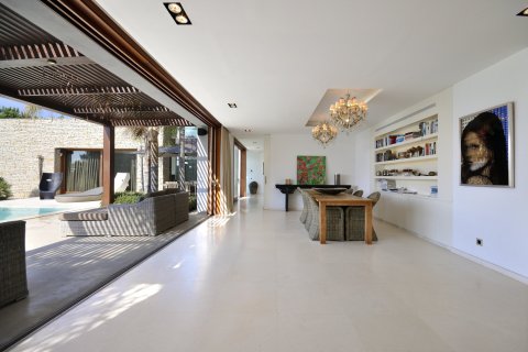 Сasa de 7 dormitorios en venta en Sant Andreu de Llavaneres, Barcelona, Cataluña, Spain № 1753 - foto 11