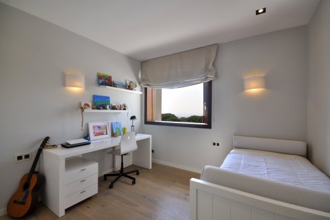 Сasa de 7 dormitorios en venta en Sant Andreu de Llavaneres, Barcelona, Cataluña, Spain № 1753 - foto 23