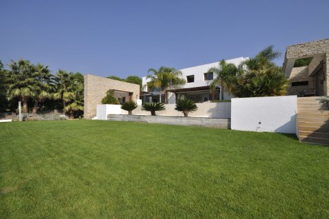 Сasa de 7 dormitorios en venta en Sant Andreu de Llavaneres, Barcelona, Cataluña, Spain № 1753 - foto 4