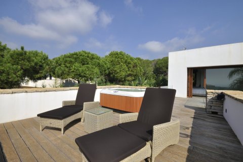 Сasa de 7 dormitorios en venta en Sant Andreu de Llavaneres, Barcelona, Cataluña, Spain № 1753 - foto 27