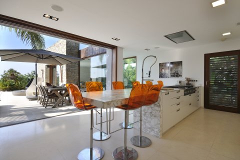 Сasa de 7 dormitorios en venta en Sant Andreu de Llavaneres, Barcelona, Cataluña, Spain № 1753 - foto 10