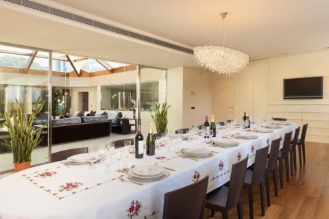 Сasa de 5 dormitorios en venta en Peralada, Gerona, Cataluña, Spain № 1756 - foto 6