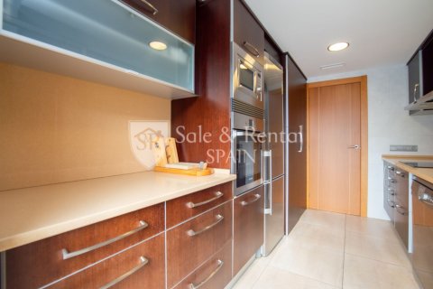 Apartamento de 3 dormitorios en venta en Tossa de Mar, Gerona, Cataluña, Spain № 6692 - foto 13