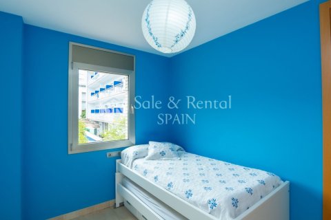 Apartamento de 3 dormitorios en venta en Tossa de Mar, Gerona, Cataluña, Spain № 6692 - foto 23