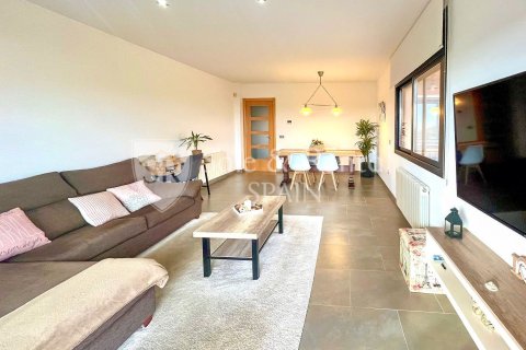 Сasa de 222 m² en venta en Lloret de Mar, Gerona, Cataluña, Spain № 6697 - foto 5