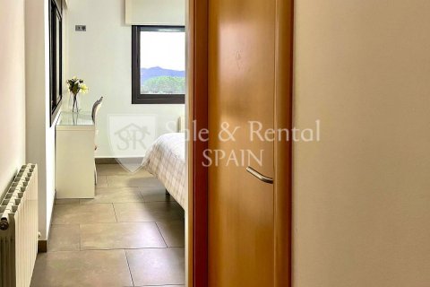 Сasa de 222 m² en venta en Lloret de Mar, Gerona, Cataluña, Spain № 6697 - foto 18