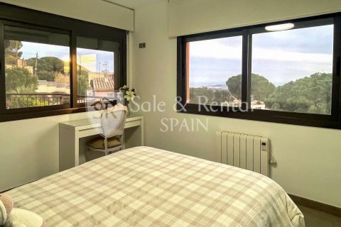 Сasa de 222 m² en venta en Lloret de Mar, Gerona, Cataluña, Spain № 6697 - foto 21
