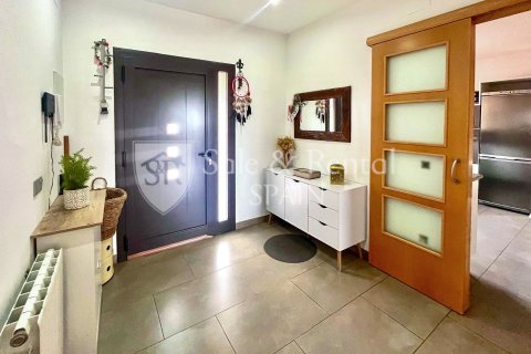 Сasa de 222 m² en venta en Lloret de Mar, Gerona, Cataluña, Spain № 6697 - foto 2