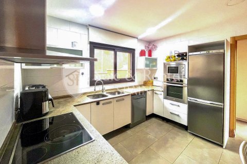 Сasa de 222 m² en venta en Lloret de Mar, Gerona, Cataluña, Spain № 6697 - foto 11