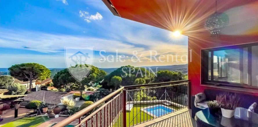 Сasa de 222 m² en venta en Lloret de Mar, Gerona, Cataluña, Spain № 6697