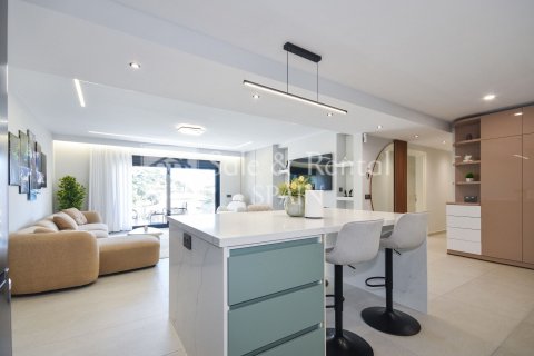 Сasa de 9 dormitorios en venta en Lloret de Mar, Gerona, Cataluña, Spain № 6695 - foto 26