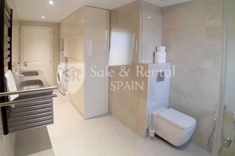 Сasa de 9 dormitorios en venta en Lloret de Mar, Gerona, Cataluña, Spain № 6695 - foto 2