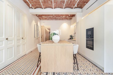Купить квартиру в Барселона, Испания с 4 спальни, 215м², № 8927 - фото 12