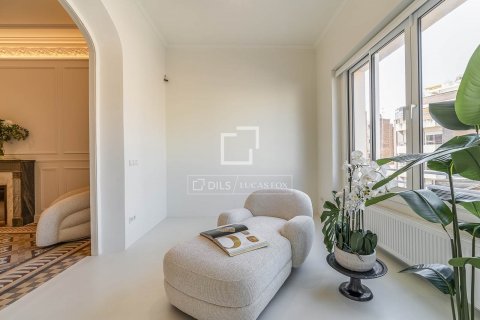 Купить квартиру в Барселона, Испания с 4 спальни, 215м², № 8927 - фото 24