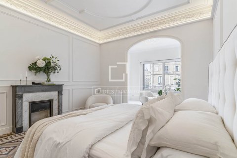 Купить квартиру в Барселона, Испания с 4 спальни, 215м², № 8927 - фото 22