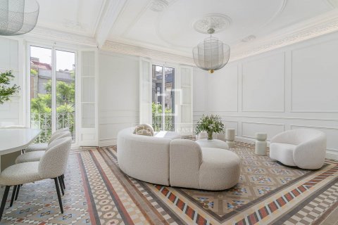 Купить квартиру в Барселона, Испания с 4 спальни, 215м², № 8927 - фото 5