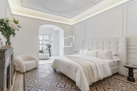 Купить квартиру в Барселона, Испания с 4 спальни, 215м², № 8927 - фото 19
