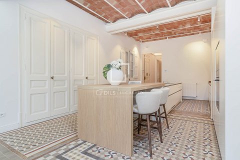 Купить квартиру в Барселона, Испания с 4 спальни, 215м², № 8927 - фото 13