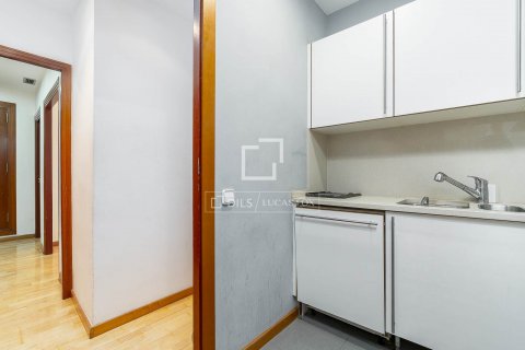 Купить квартиру в Барселона, Испания с 2 спальни, 68м², № 8924 - фото 8