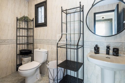 Купить виллу в Кастельдефельс, Испания с 2 спальни, 139м², № 8926 - фото 27