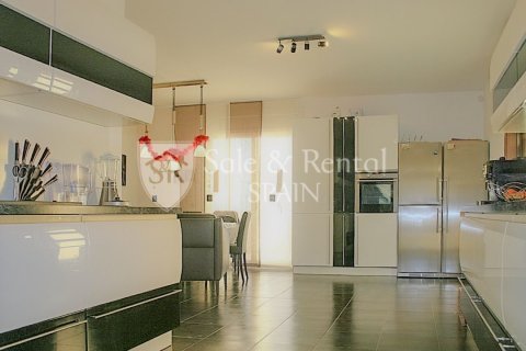 Сasa de 4 dormitorios en venta en Lloret de Mar, Gerona, Cataluña, Spain № 6674 - foto 9