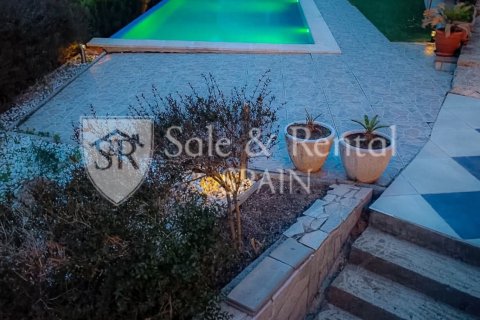 Сasa de 4 dormitorios en venta en Lloret de Mar, Gerona, Cataluña, Spain № 6674 - foto 30