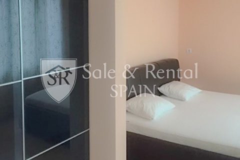 Сasa de 4 dormitorios en venta en Lloret de Mar, Gerona, Cataluña, Spain № 6674 - foto 17